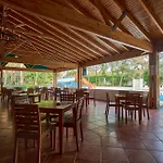 Maya Golf (adults Only) 3* Side
