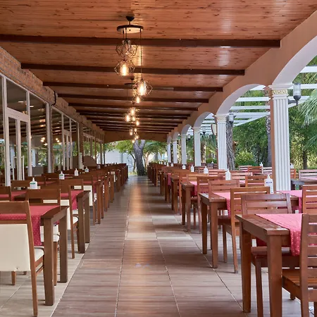 Maya Golf (adults Only) Σιντέ