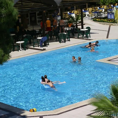 Maya Golf (adults Only) 3*