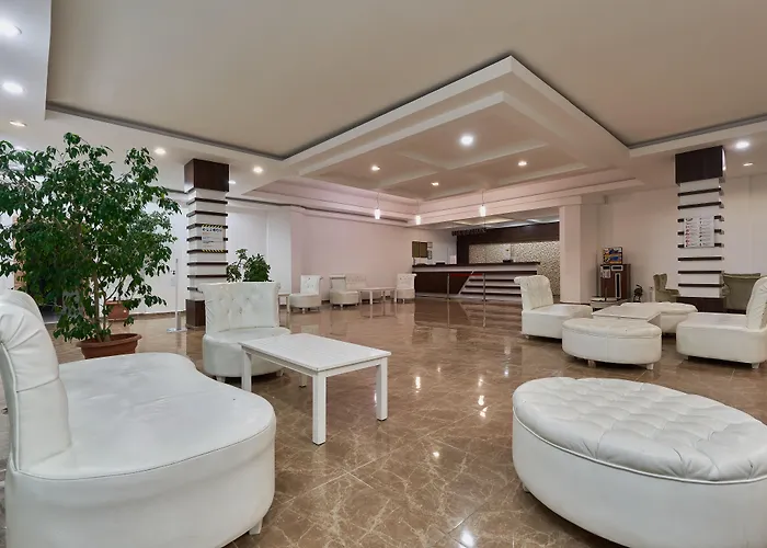 酒店 Maya Golf (adults Only)