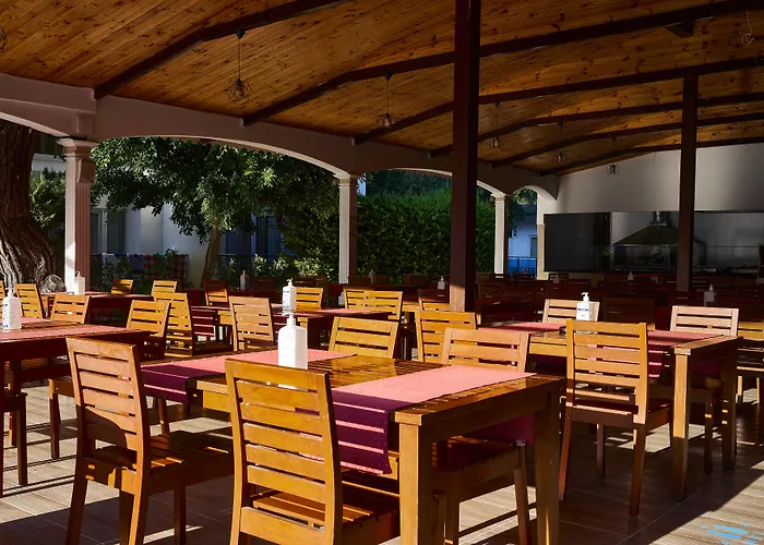 Hotel Maya Golf (adults Only) 3*