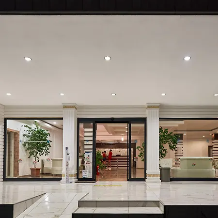 فندق Maya Golf (adults Only) 3*