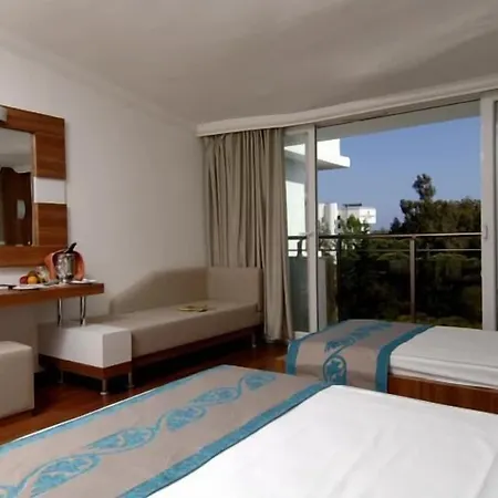 فندق Maya Golf (adults Only) 3*