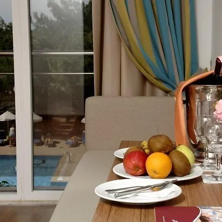 Maya Golf (adults Only)