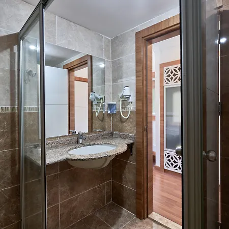 Maya Golf (adults Only) Side